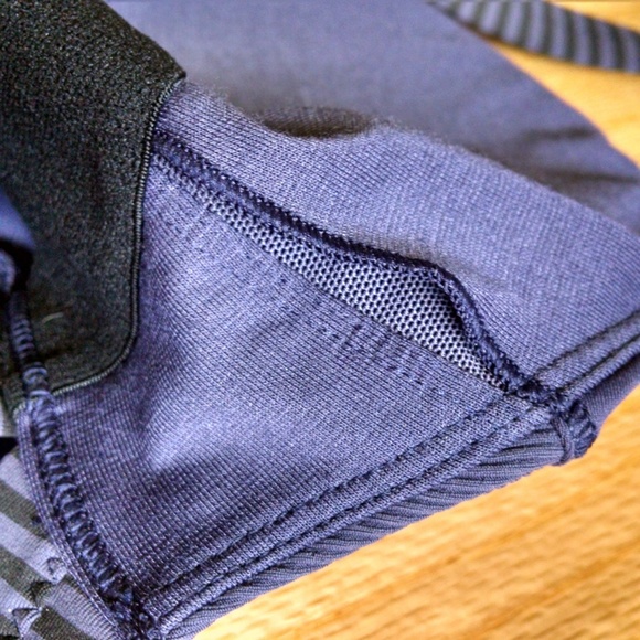 Lululemon shelf bra tank top - Picture 12 of 13